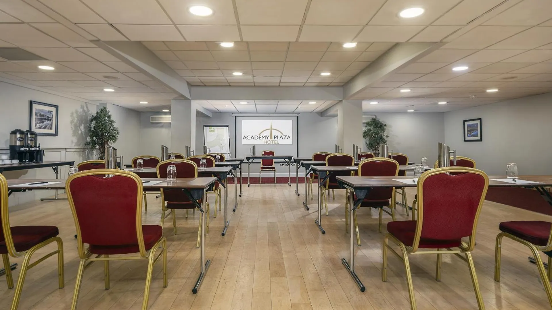 Academy Plaza Hotel Dublin 3*,  Irland